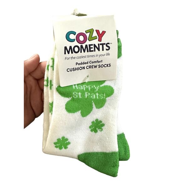 Cozy Moments St Pattys socks - Picture 1 of 3